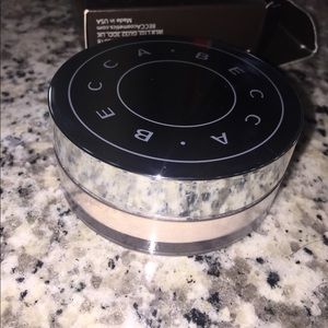 Becca hydra-mist powder
